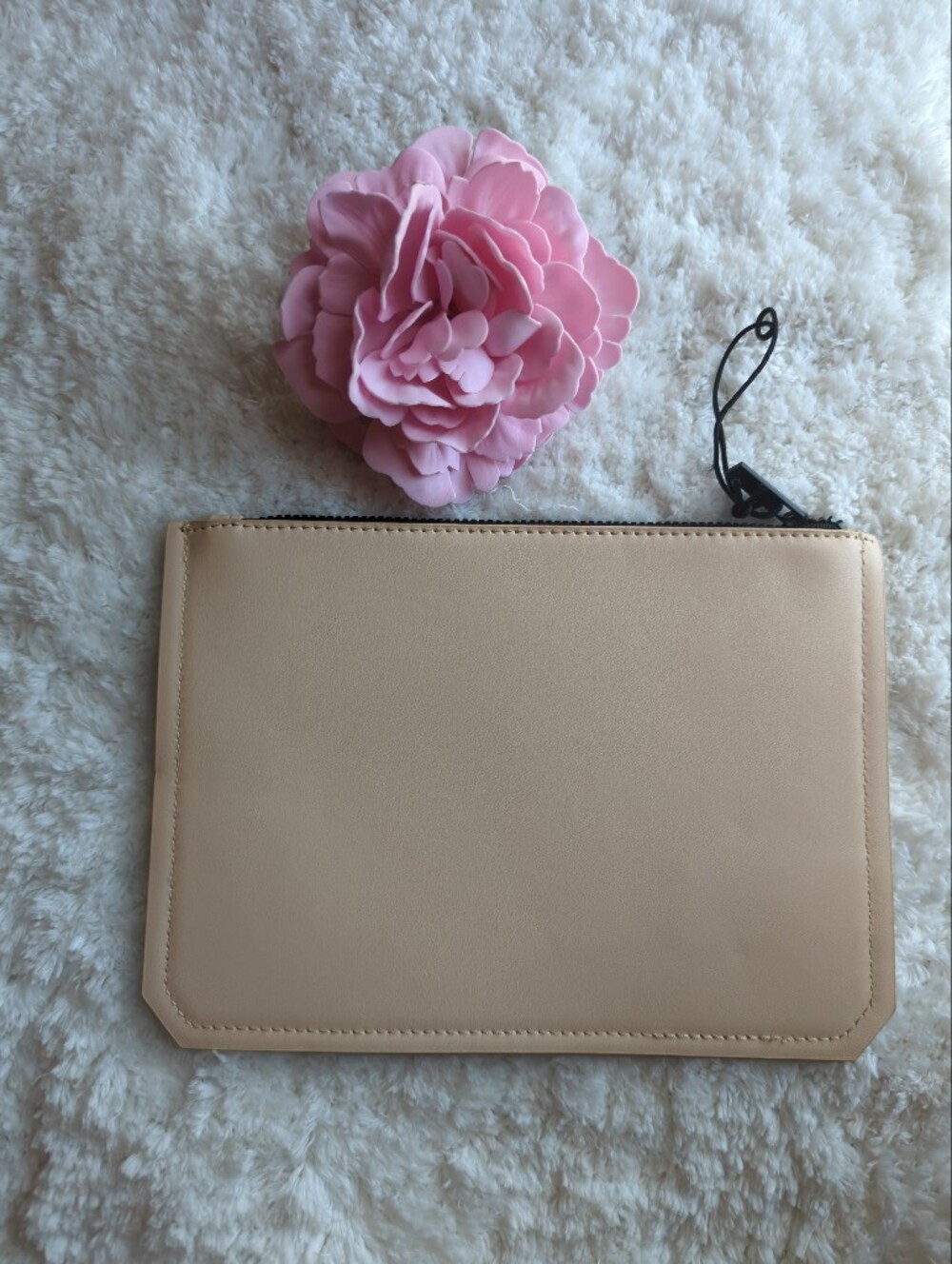 Yves Saint Laurent Beaute Authentic Beige Leather Zip Pouch Makeup Travel Cute - Picture 2 of 7